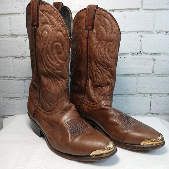 MENS VINTAGE LAREDO COWBOY BOOTS BROWN LEATHER POINT TOE SIZE 8.5 EE - Picture 1 of 12